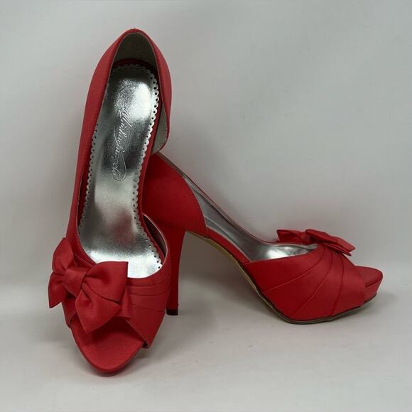 MICHELANGELO MARIBELLE- Peach Satin Bow Heels - Picture 2 of 10